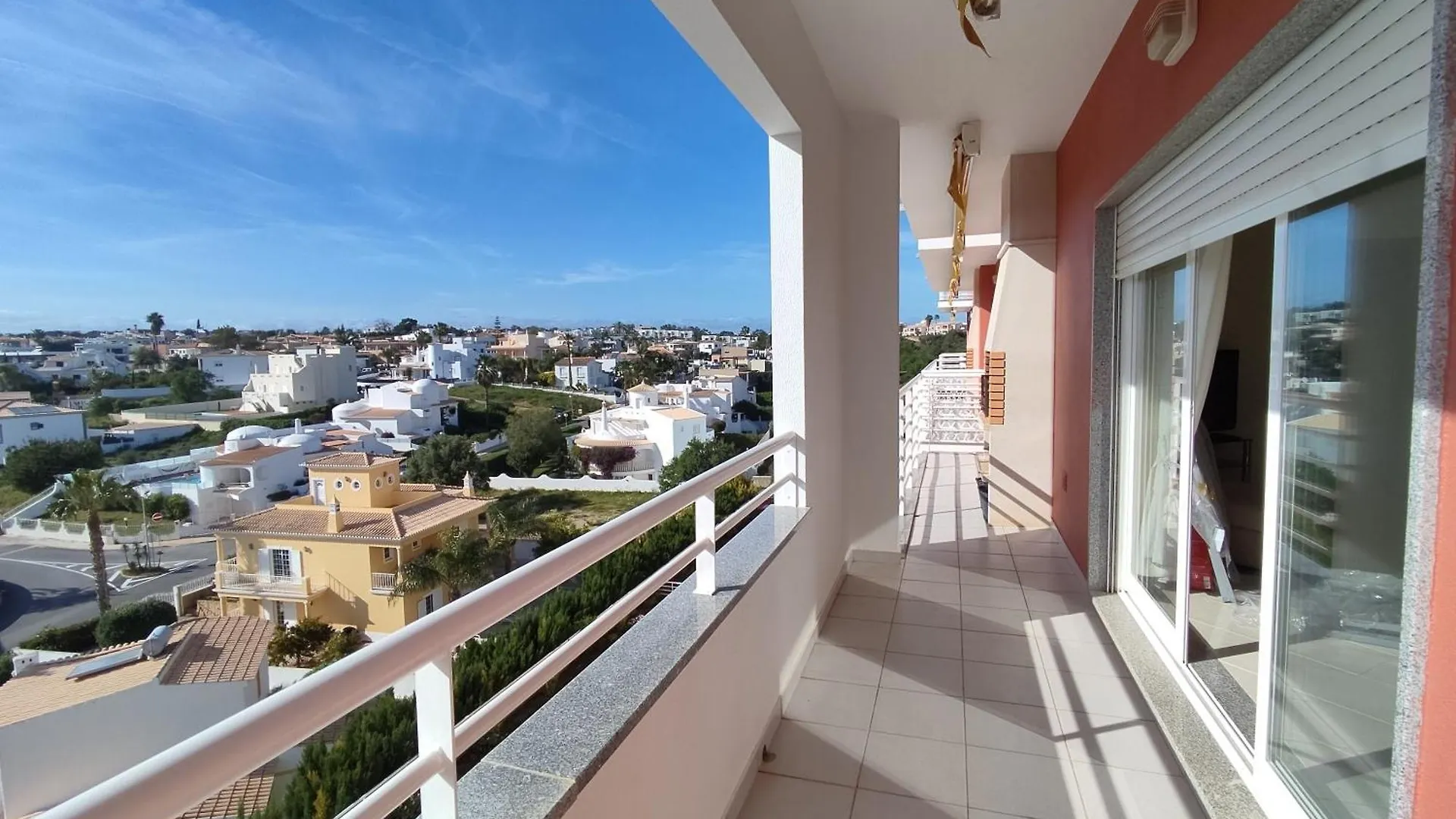 3Z Brisa Mar - Casas & Papeis Apartment Armacao de Pera 0*,  Portugal